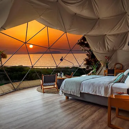 Hotel Eco Dome *